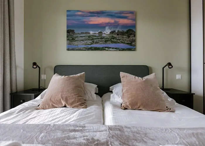 Апартаменти Relax By The Waves