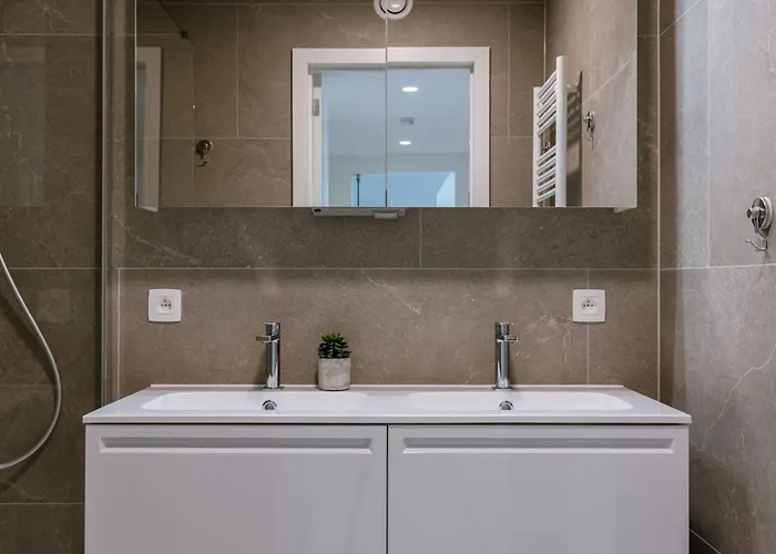 Апартаменти Relax By The Waves Остенде