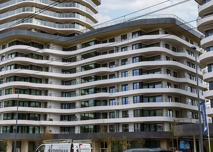 Relax By The Waves * Ostend